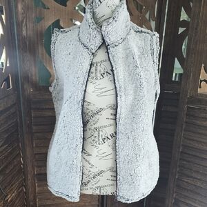 Women's Gray Sherpa Vest